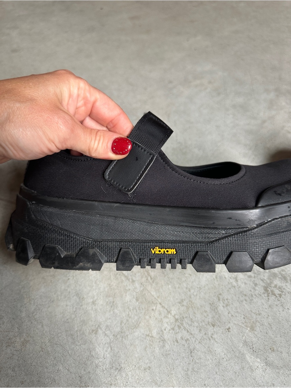 Women's Black Mary Jane Platform Flats with Strap - Picture 5 of 6